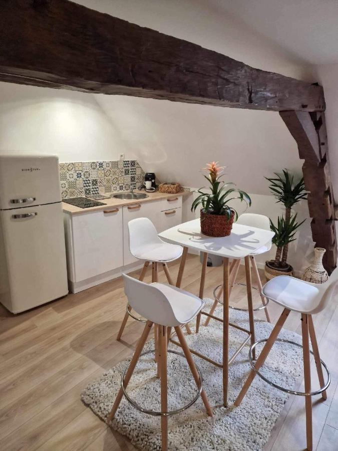 Appartement Cocooning Solre-le-Château Eksteriør billede